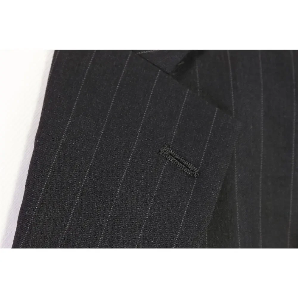 Paul Stuart Charcoal Gray Chalkstripe Pinstripe 2-Btn Wool Suit 42R